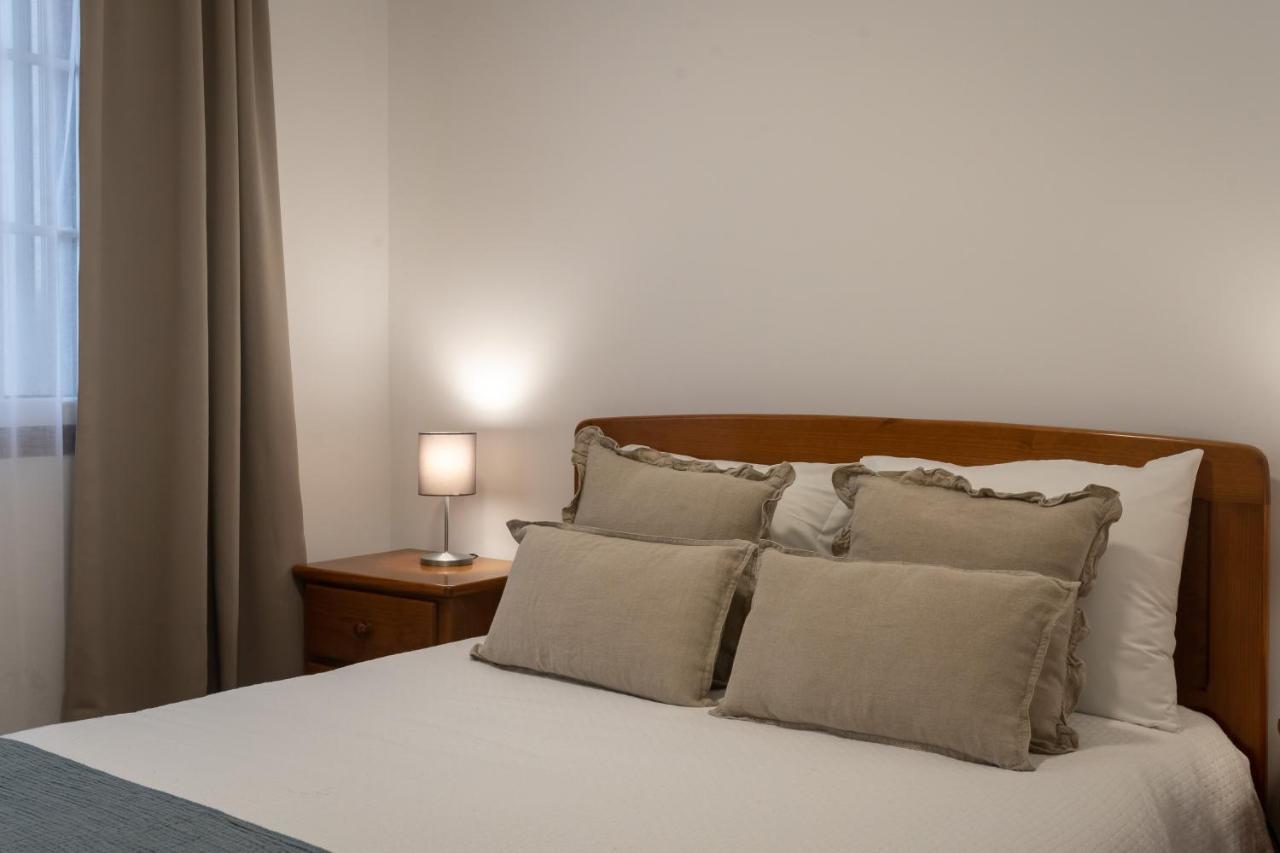 C Hotel 蓬塔德尔加达 外观 照片