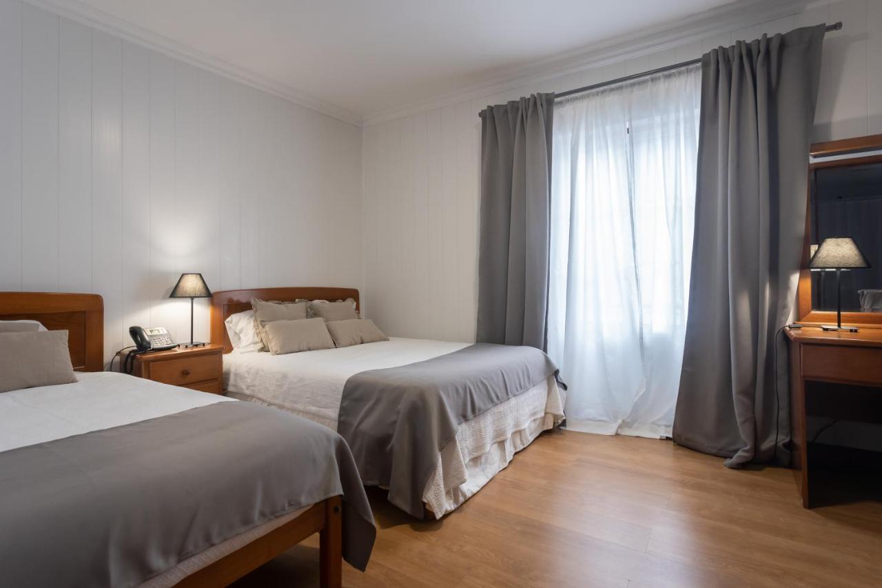 C Hotel 蓬塔德尔加达 外观 照片